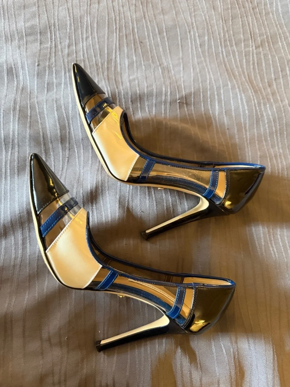 Diane Von Furstenberg Navy, White & Blue Patent Pointed Toe Pumps 7.5 B